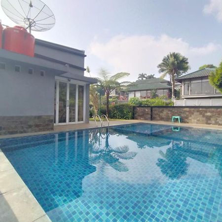 Villa Bukit Danau Lot 14 Cinengangirang Bagian luar foto