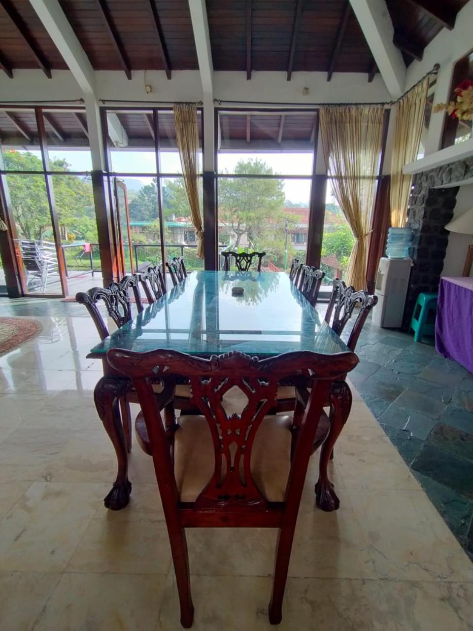Villa Bukit Danau Lot 14 Cinengangirang Bagian luar foto